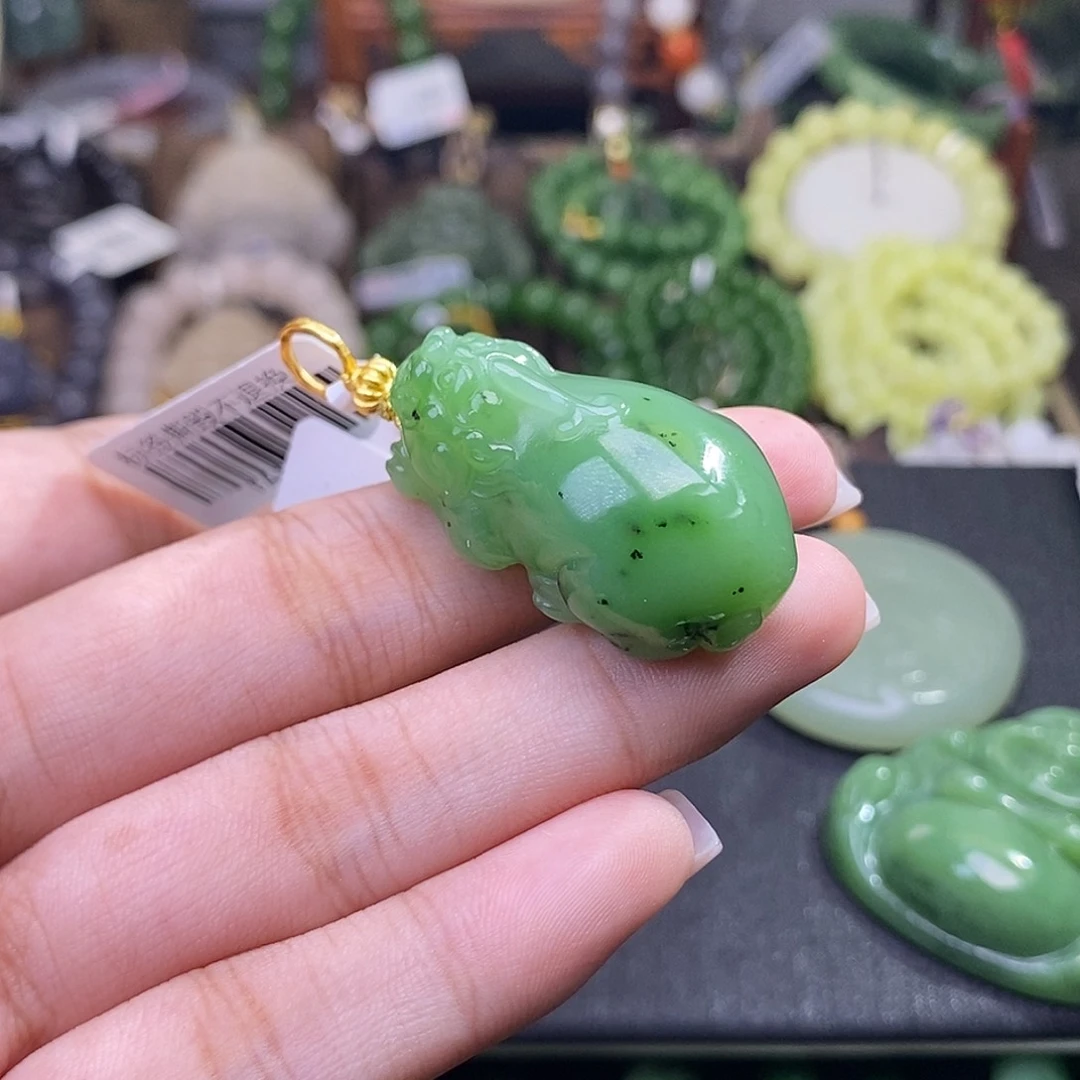 和田玉老矿料福利价碧玉乌兰海貔貅未镶嵌