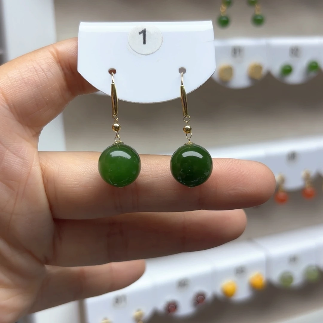 和田玉18K金镶嵌耳饰