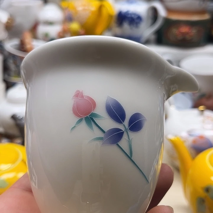 这清库存满18包邮，新疆西藏不包邮在