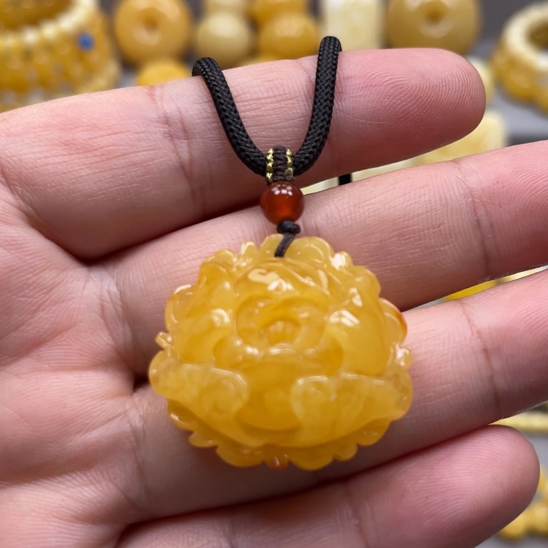 琥珀未镶嵌颈饰吊坠