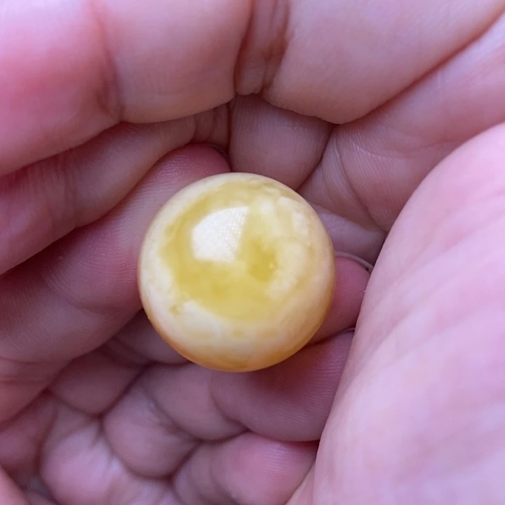 未镶嵌琥珀裸石蜜蜡58