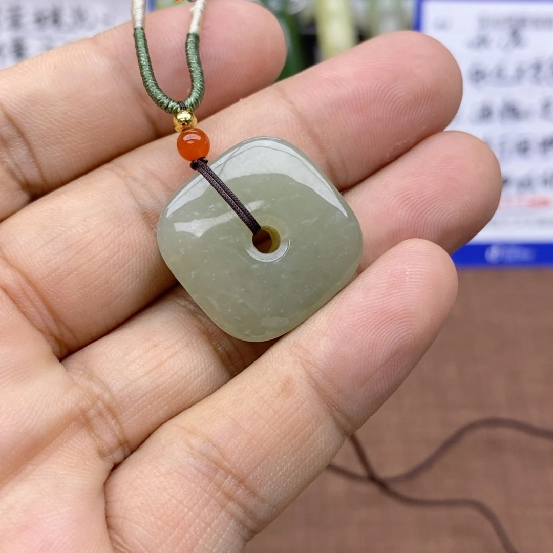吊坠(不含链)未镶嵌和田玉
