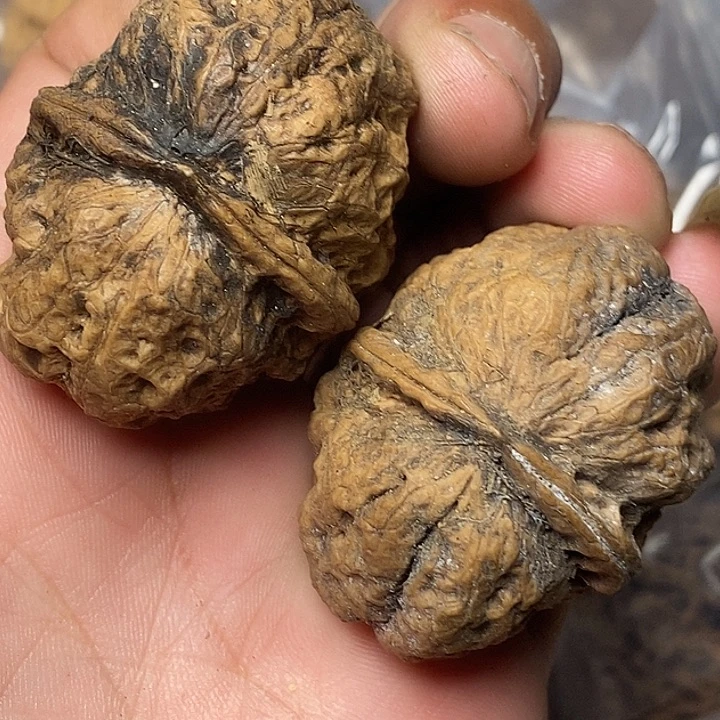 文玩核桃把件志成云铁文玩14