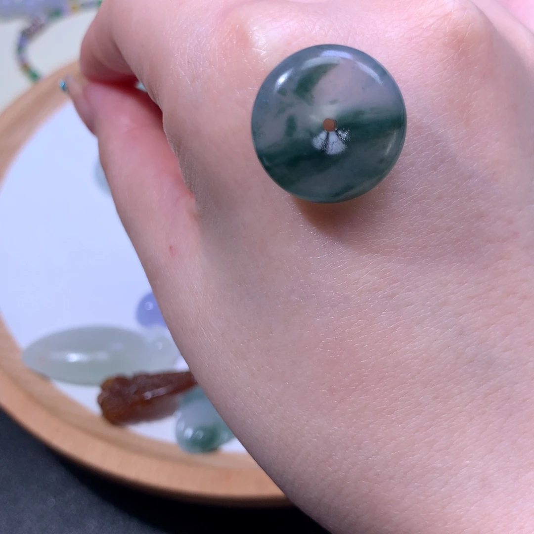 定制翡翠未镶嵌平安扣
