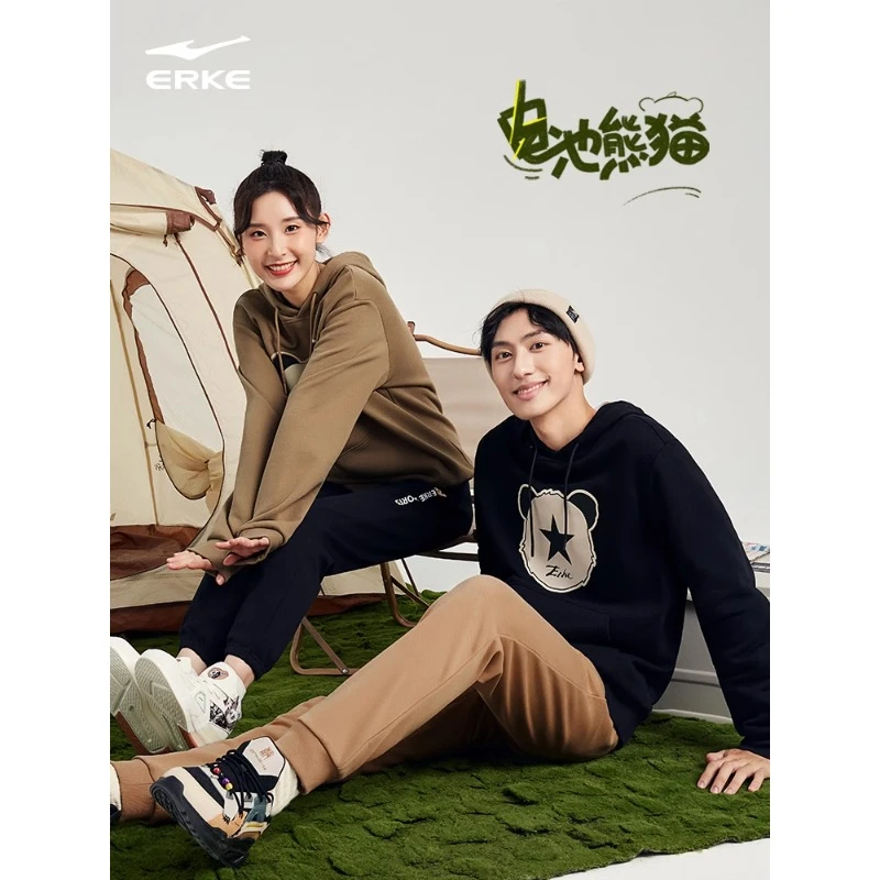 【熊熊乐园】鸿星尔克秋季修身男女连帽套头卫衣保暖 51222302024