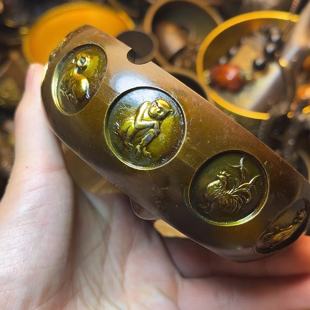 精美铜器工艺品等