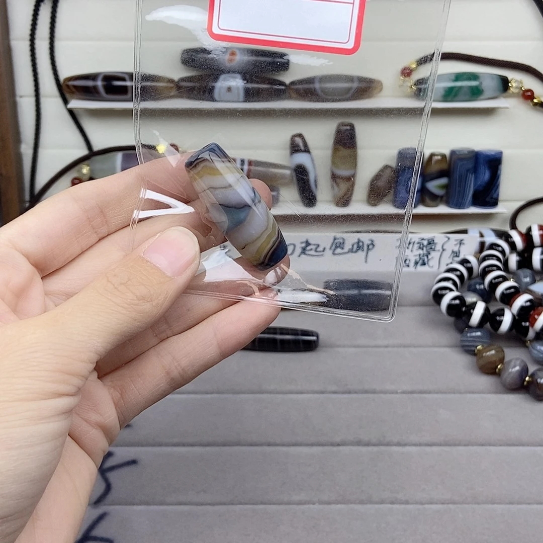 小****玛瑙/玉髓未镶嵌颈饰