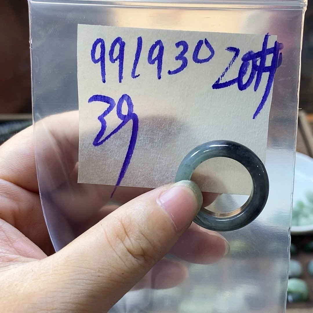 未镶嵌定制翡翠翡翠