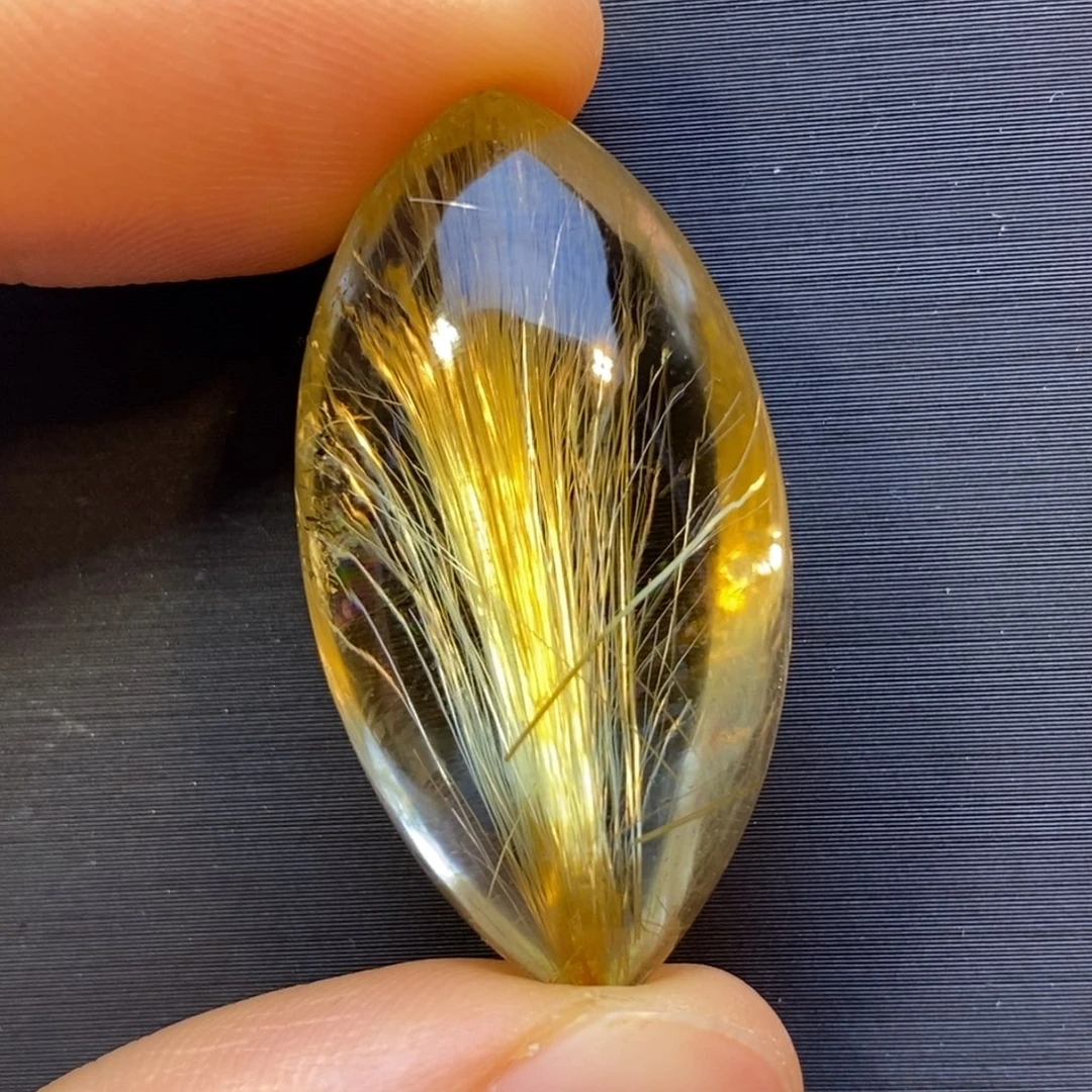 水晶未镶嵌颈饰发晶马眼