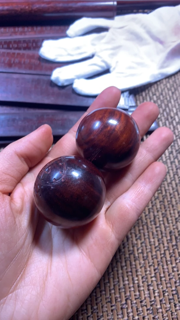 印度小叶紫檀保健球一对