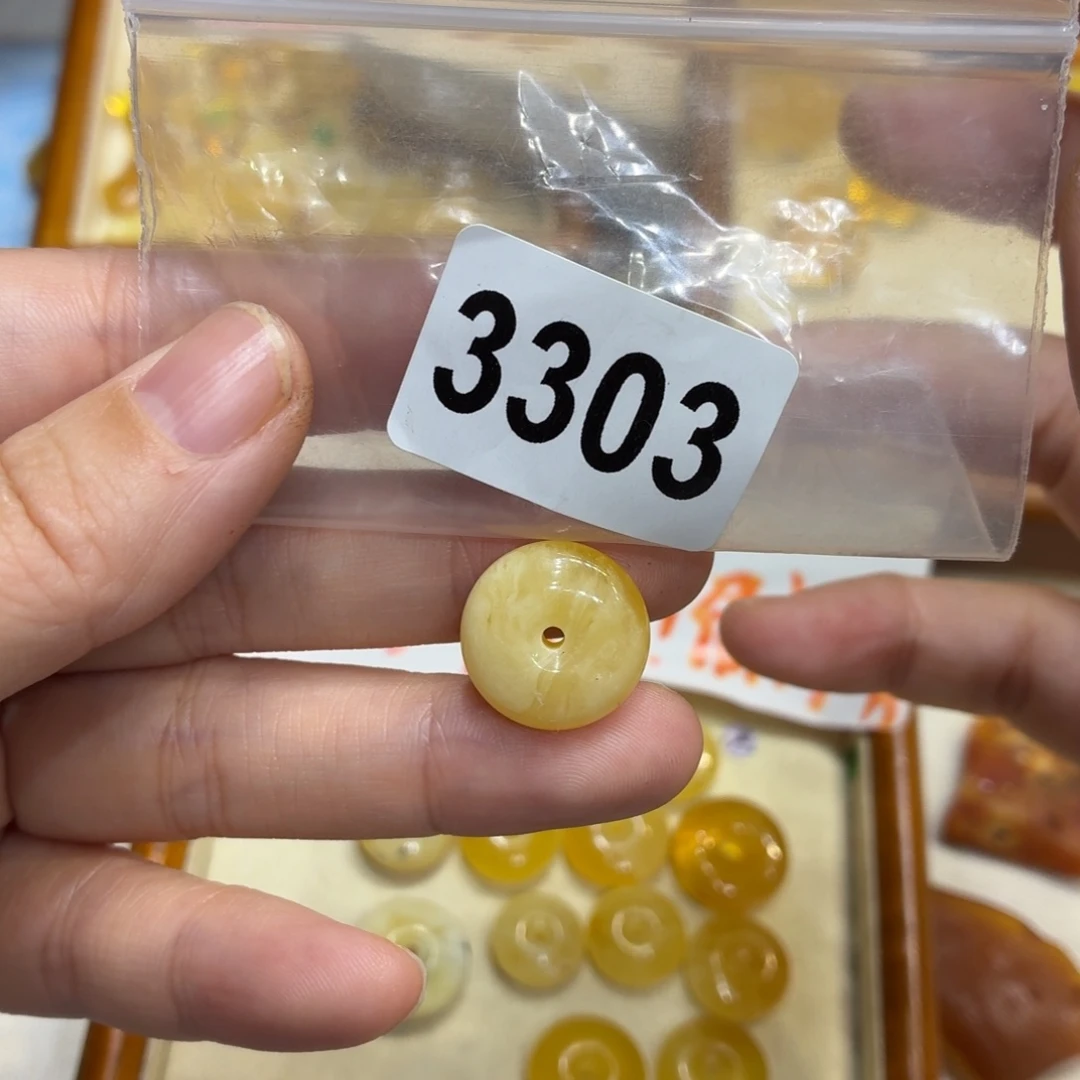 琥珀未镶嵌珠宝奇石