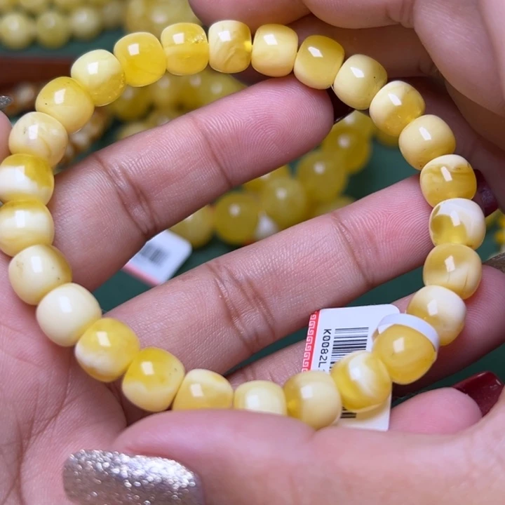 蜜蜡未镶嵌珠宝奇石