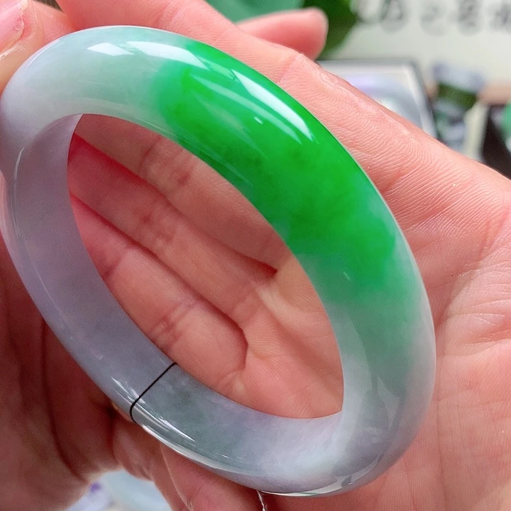 玉***玉翡翠未镶嵌手镯天然翡翠手镯