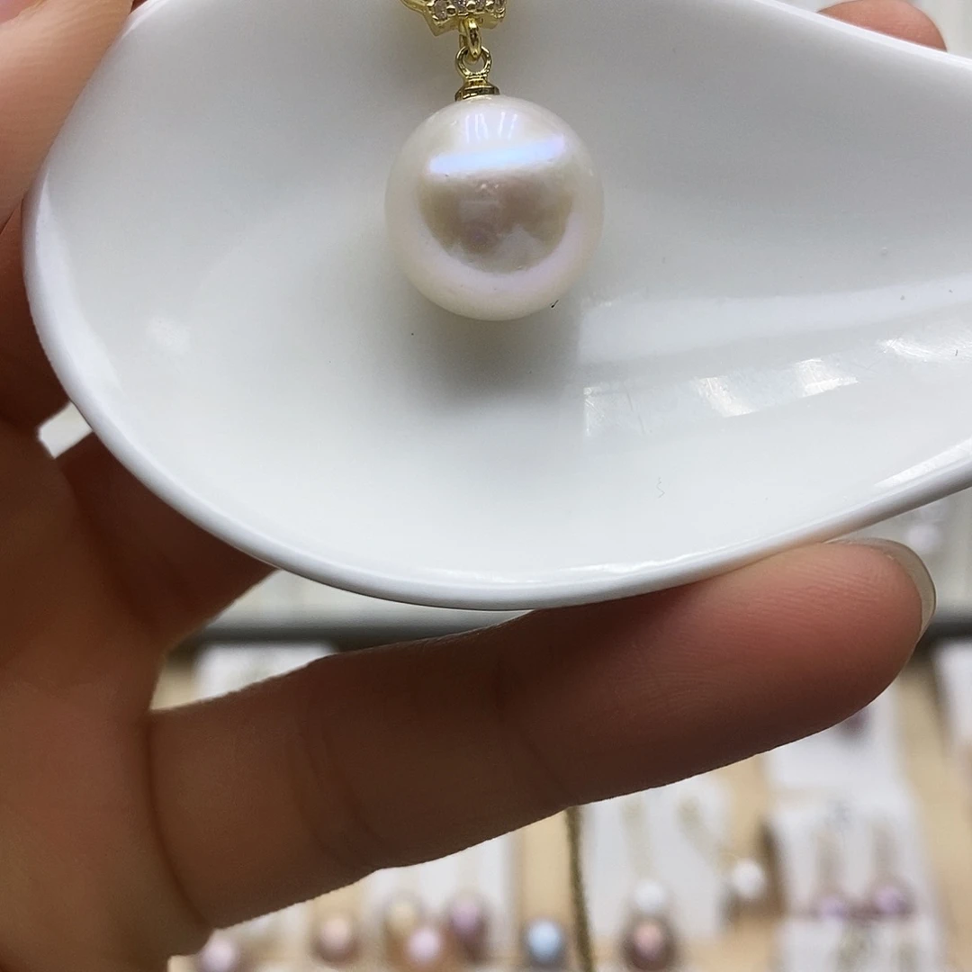 淡水珍珠颈饰合金