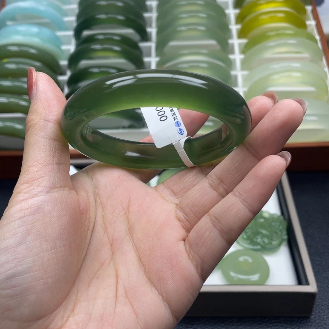 未镶嵌蛇纹石玉手镯