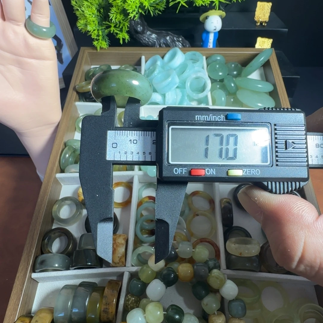 蛇纹石玉未镶嵌戒指29