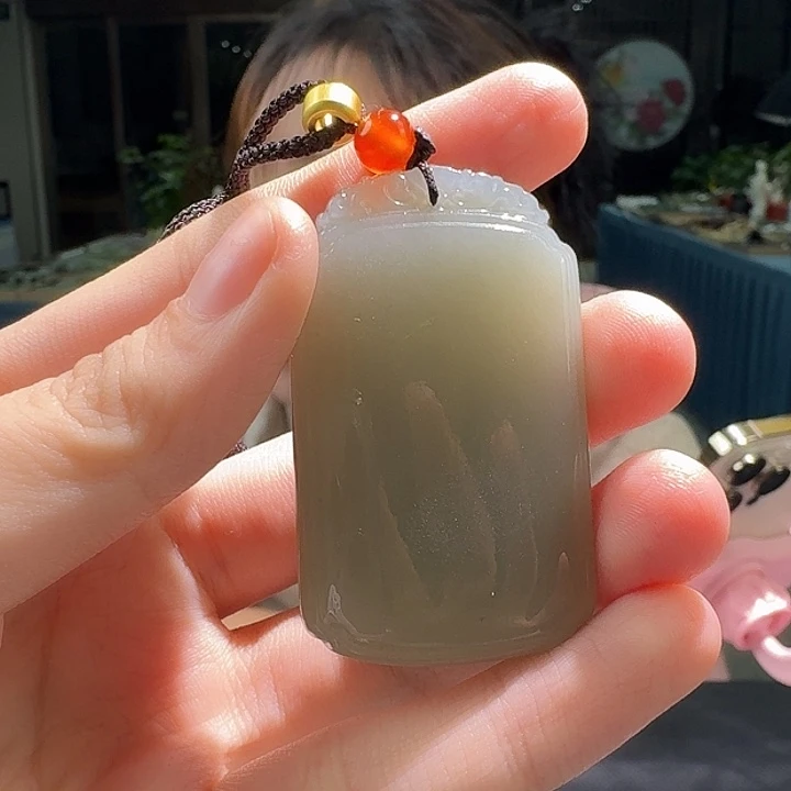 和田玉未镶嵌颈饰工厂清货，不退不换，多样性拍一发一