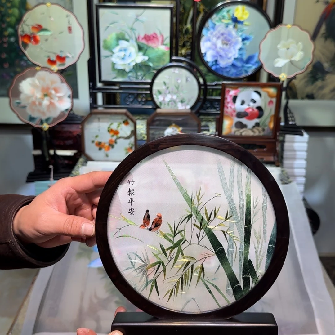 刺绣刺绣工艺精湛