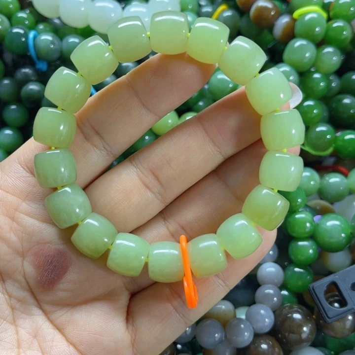 手链未镶嵌和田玉