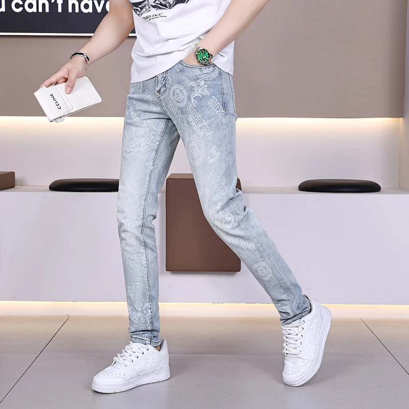 2025春夏款浅蓝色印花男士牛仔裤潮牌百搭修身弹力长裤男9857