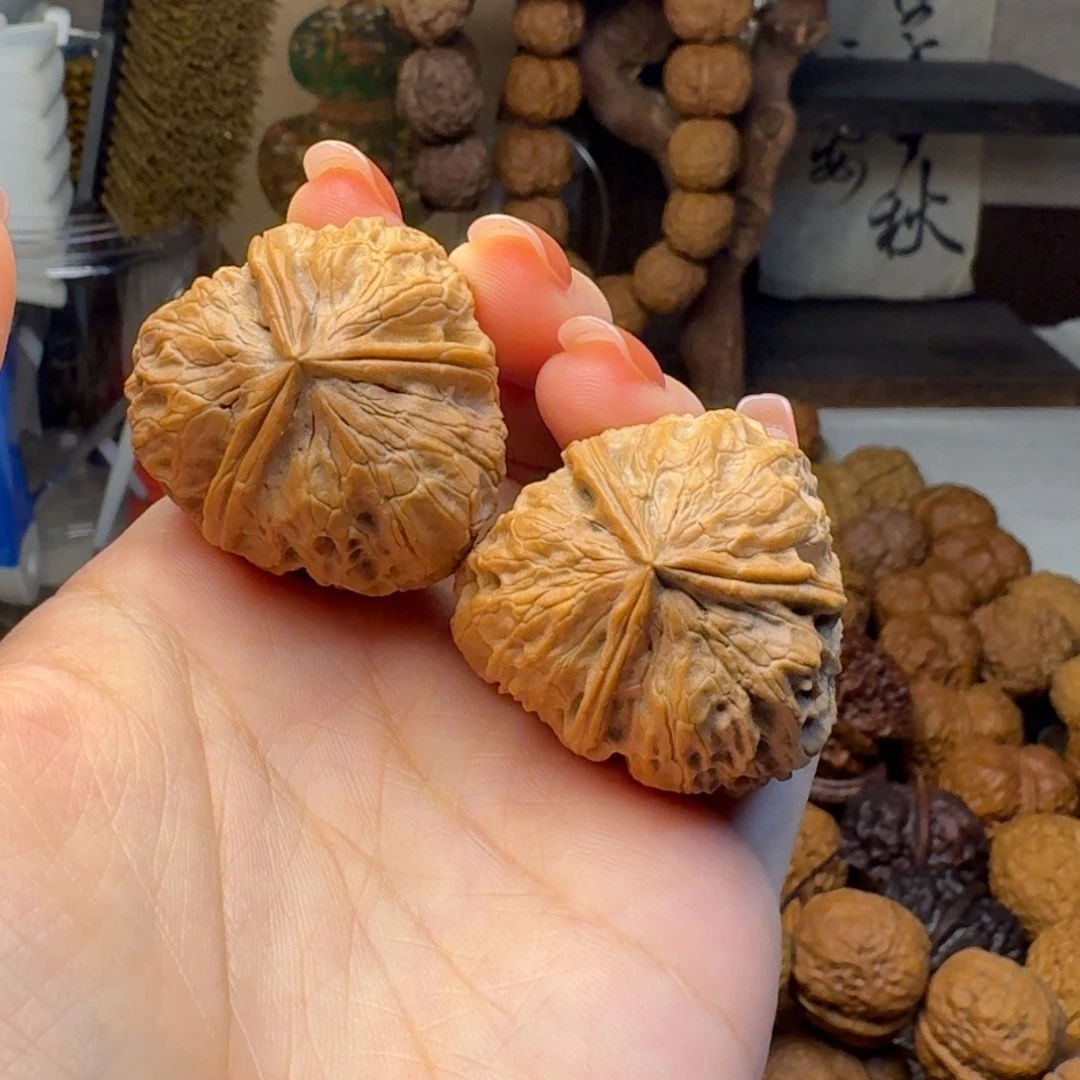 文玩核桃把件三角粽36.1