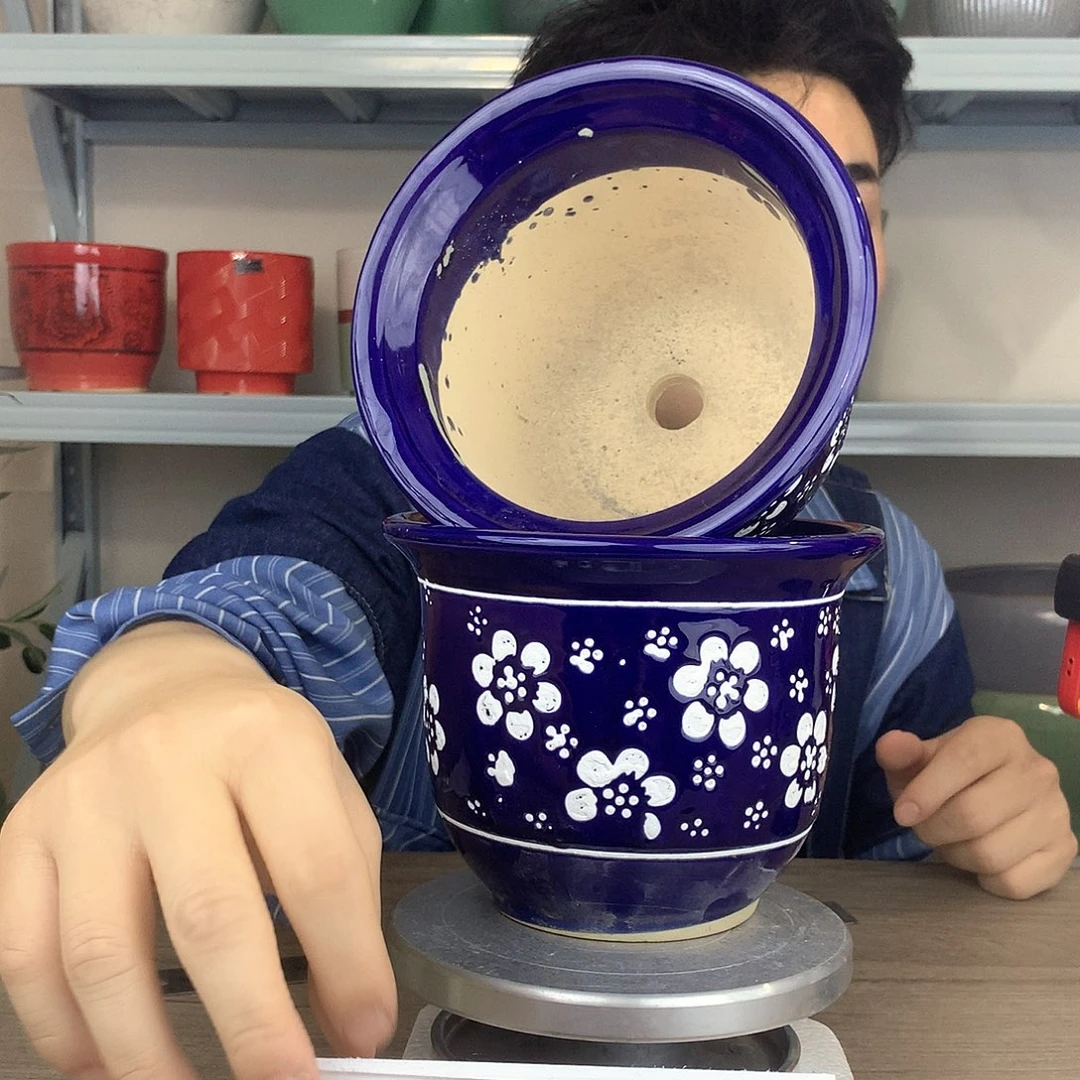 红陶微瑕/青花梅花花盆14x13两个花盆