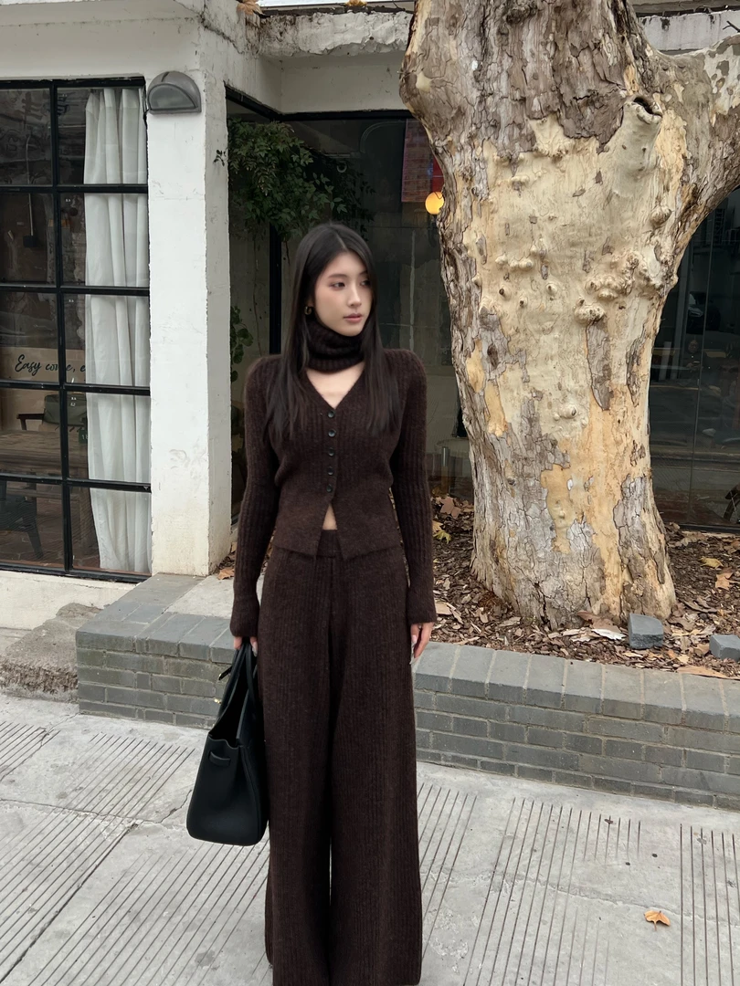 超绝慵懒感时尚针织毛衣阔腿裤套装打底外穿两件套女秋冬潮流新款