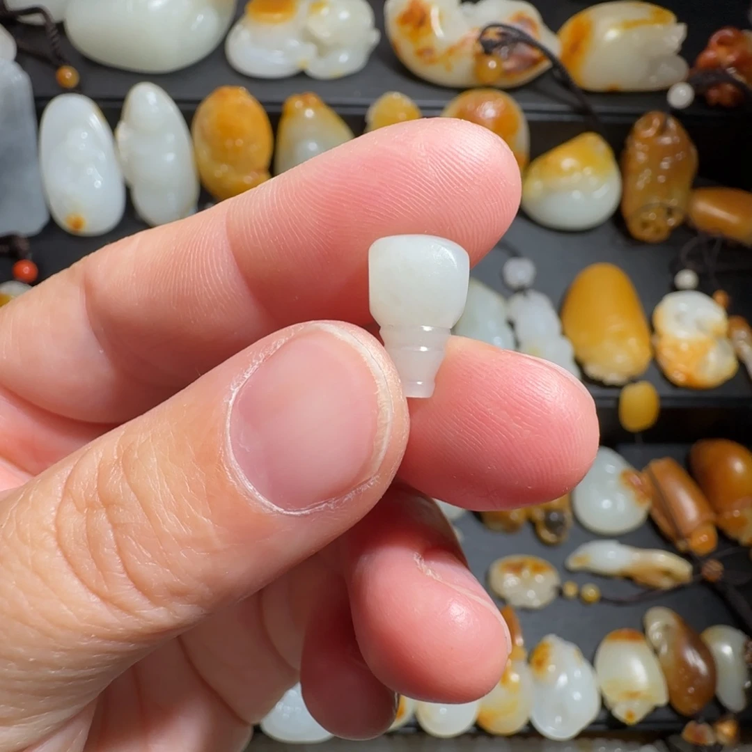 和田玉吊坠(不含链)未镶嵌