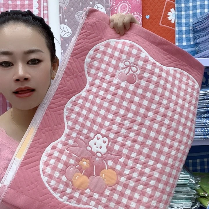 棉粉色格子纯棉面料