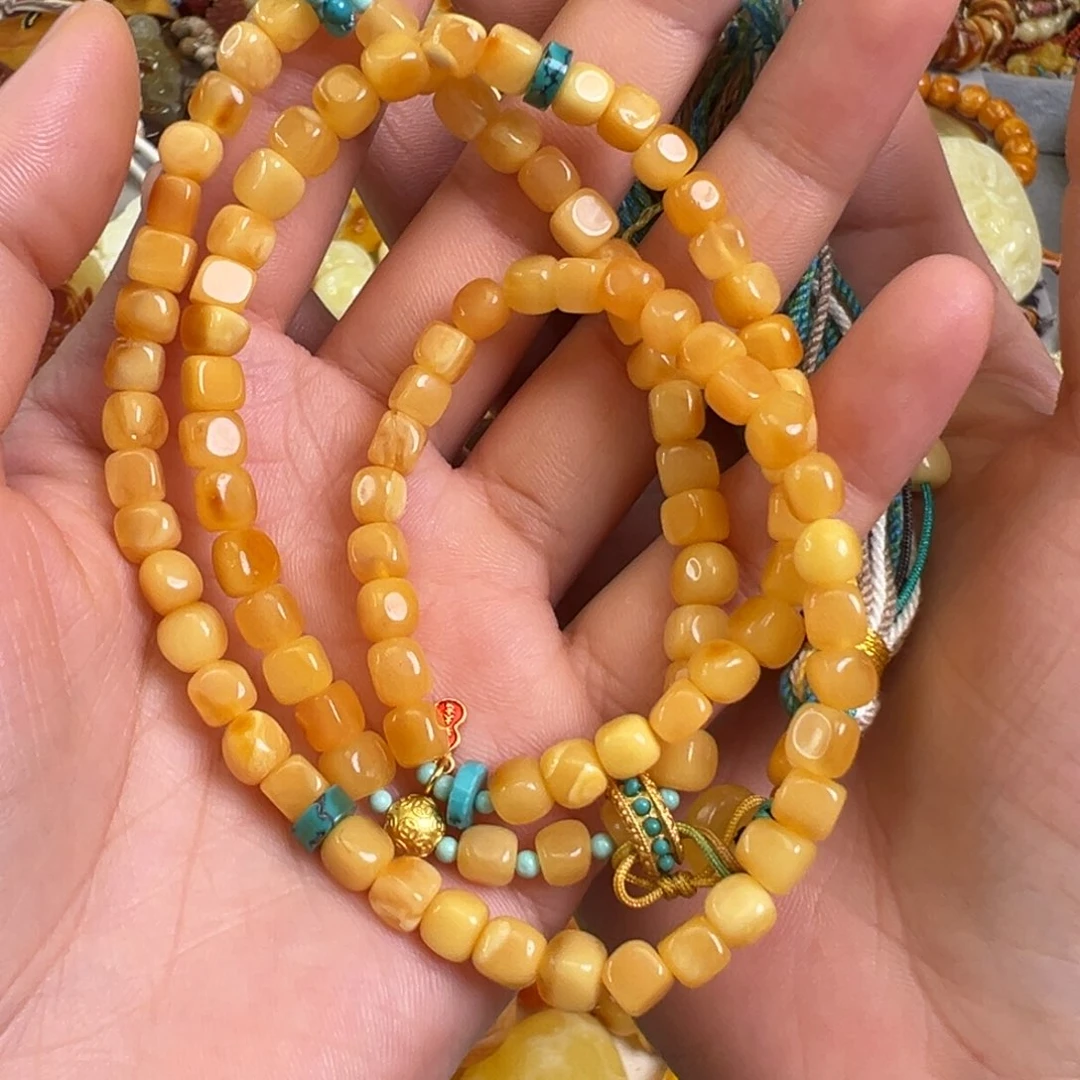 未镶嵌蜜蜡裸石蜜蜡