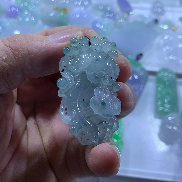 涛***帅翡翠未镶嵌颈饰天然翡翠A货吊坠
