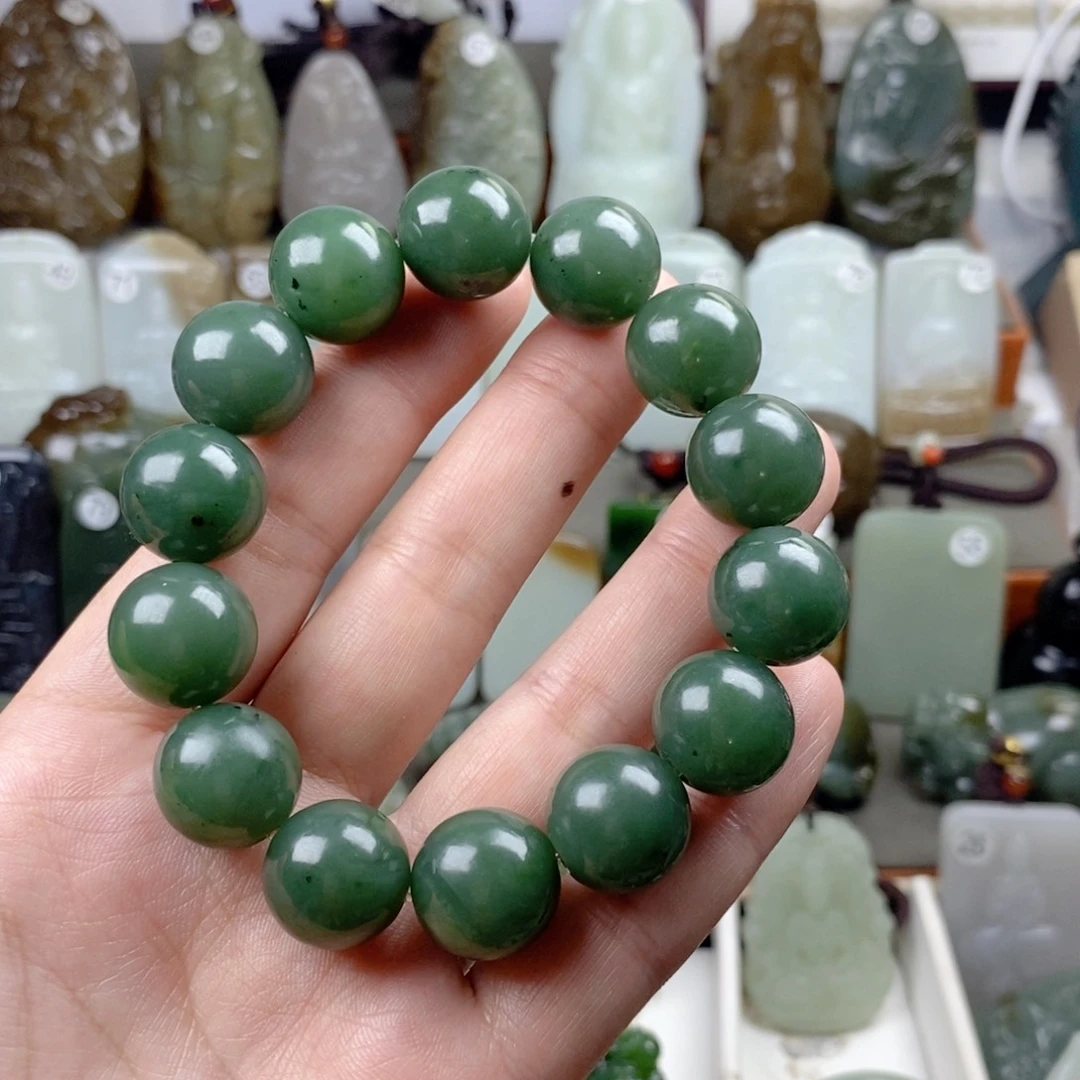 和田玉（碧玉）未镶嵌颈饰