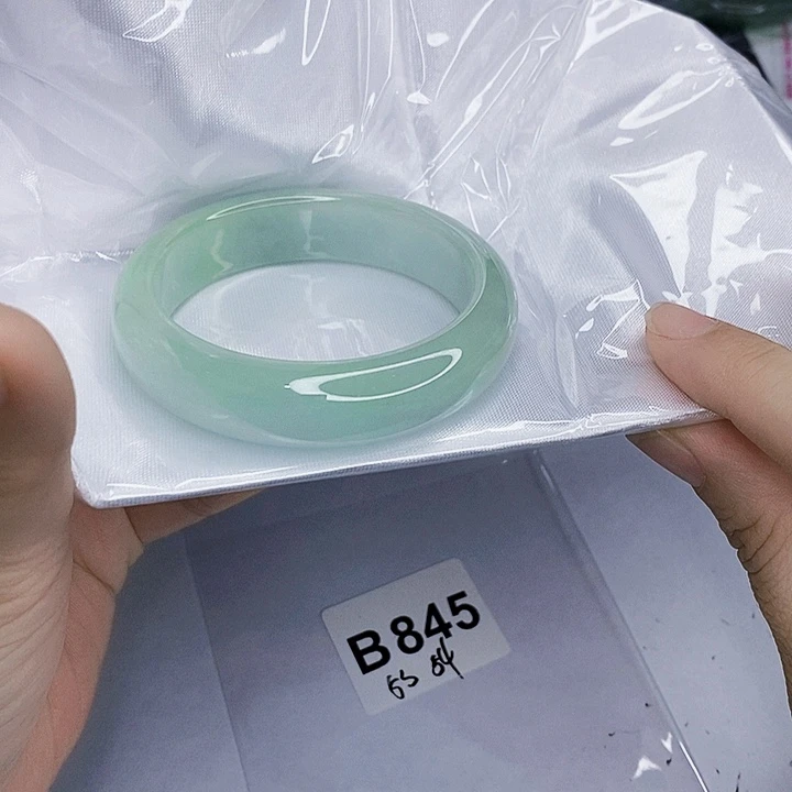 翡翠未镶嵌手镯一图一物实物为准