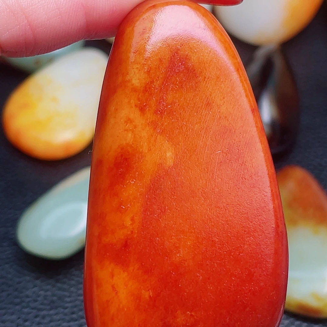 和田玉未镶嵌珠宝奇石