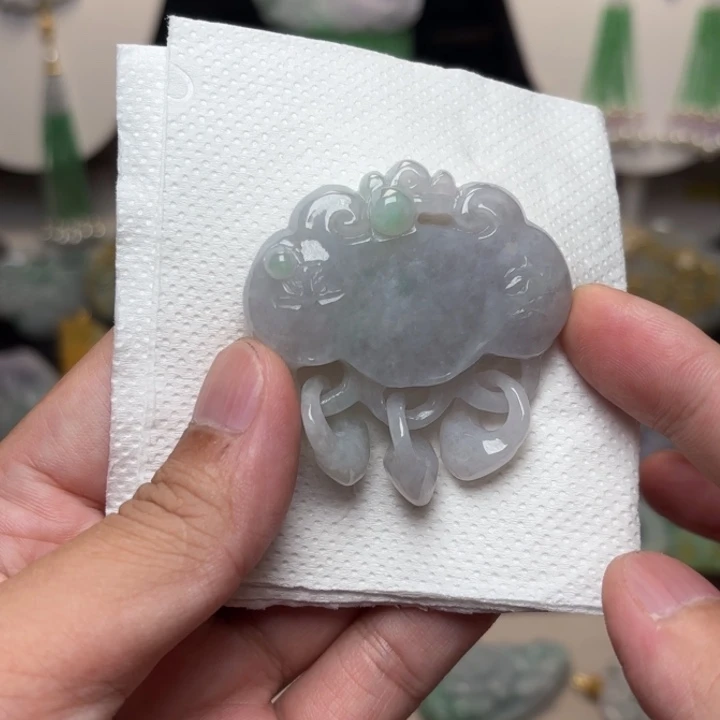 洁***玉颈饰未镶嵌翡翠吊坠