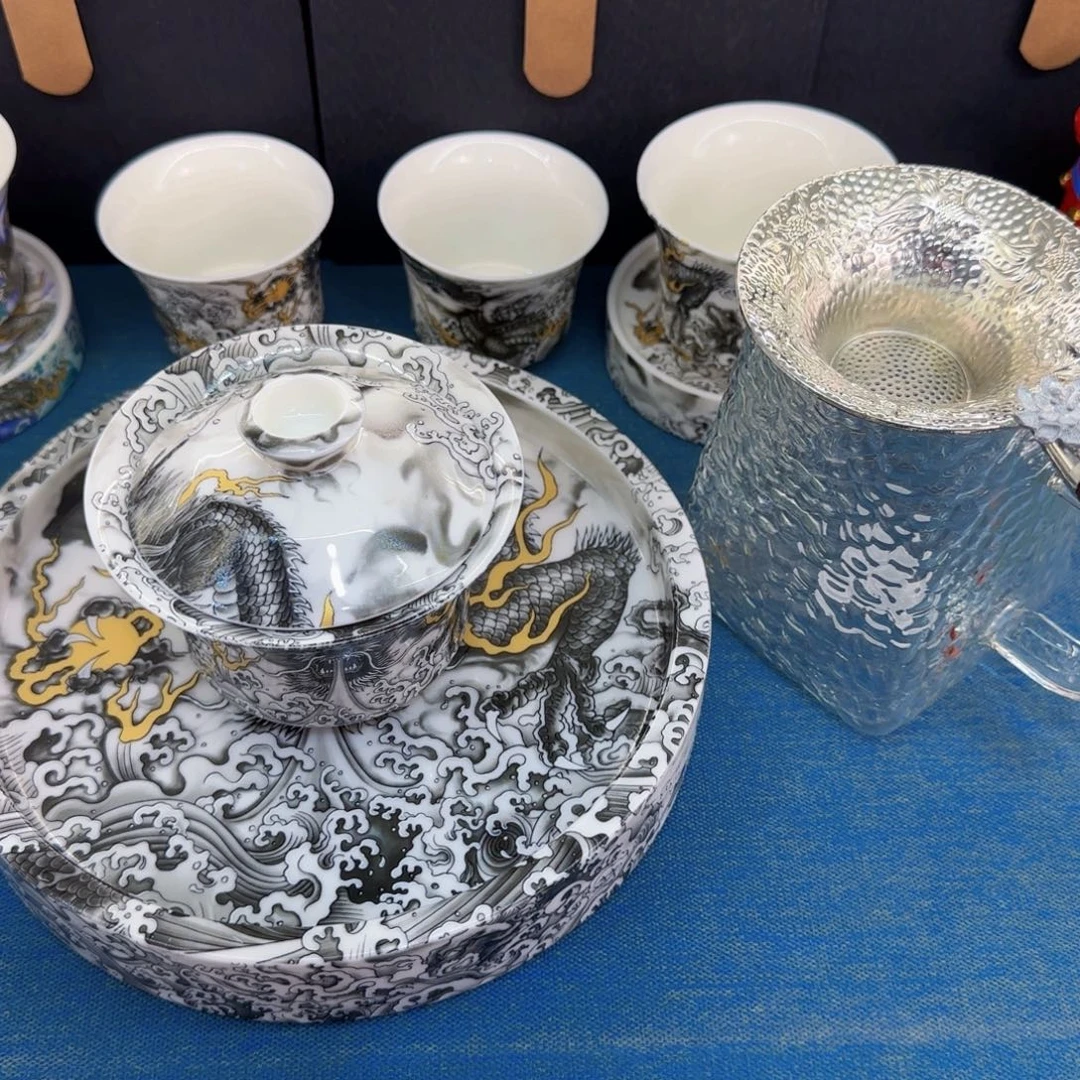 这些盖碗真好看！！！