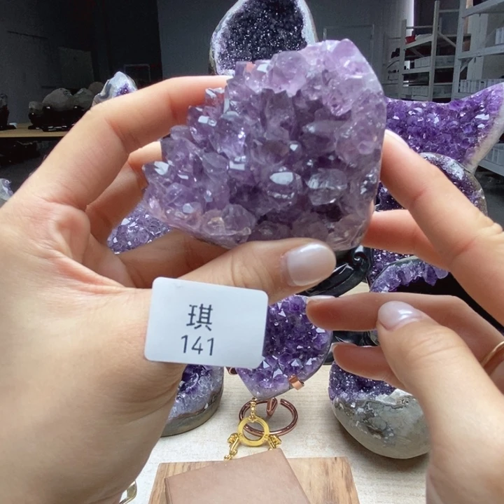 紫晶大型摆件（非配饰）未镶嵌