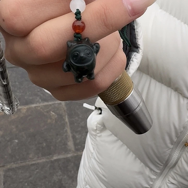 和田玉未镶嵌颈饰墩墩吊坠