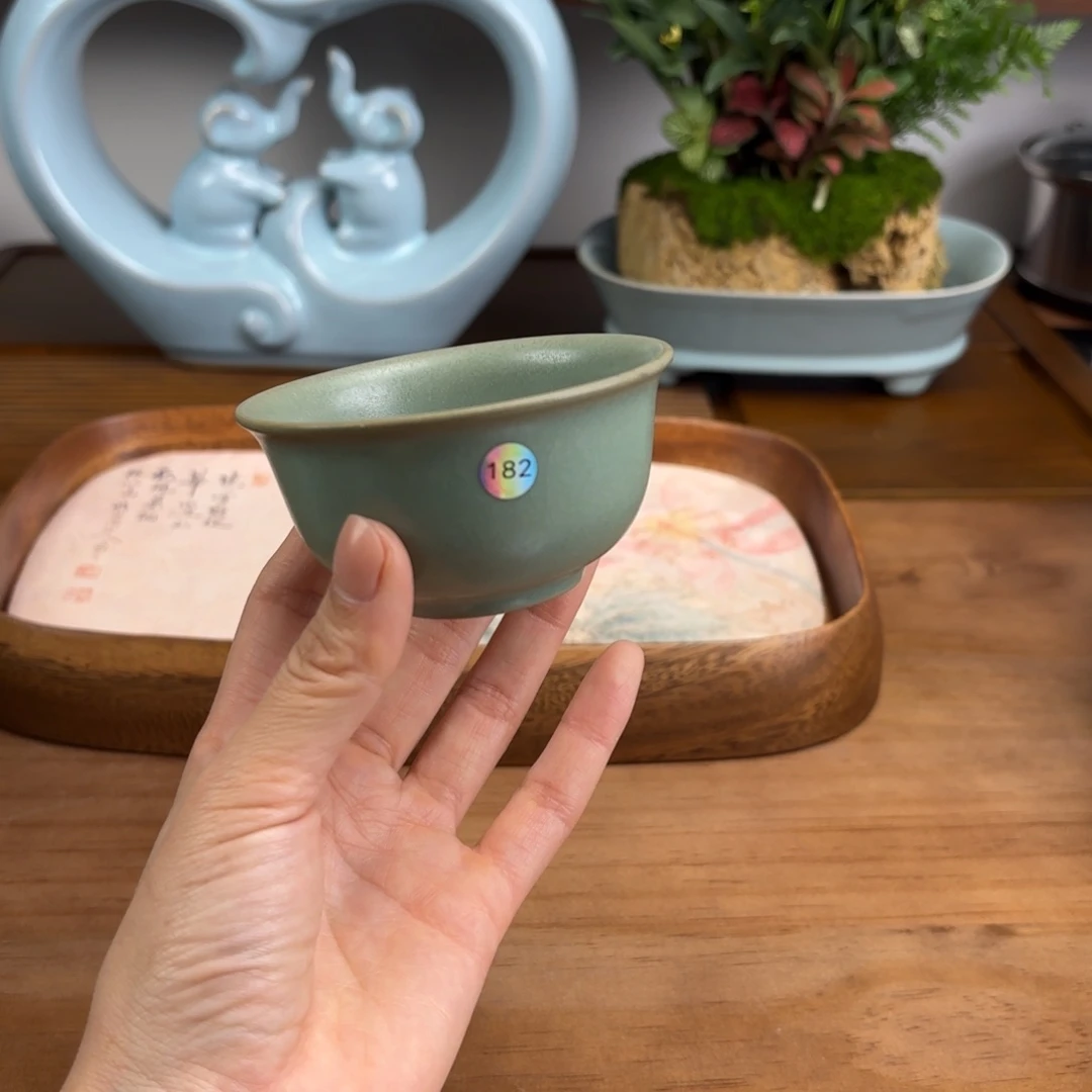 编号182柴窑压手杯特价