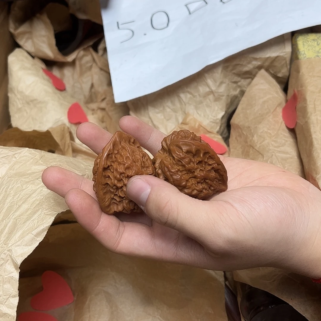 大叶紫檀（黑酸枝木类）