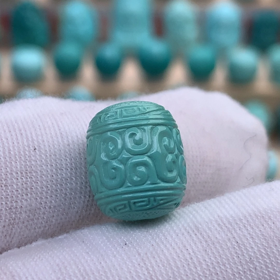 绿松石未镶嵌珠宝奇石原矿绿松石回纹桶珠