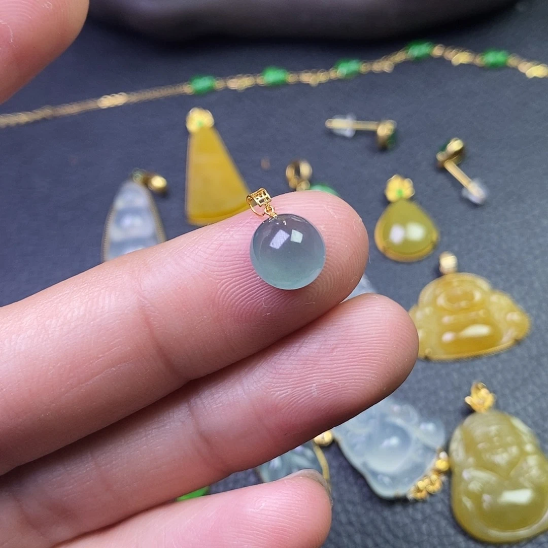 吊坠(不含链)18K金镶嵌翡翠