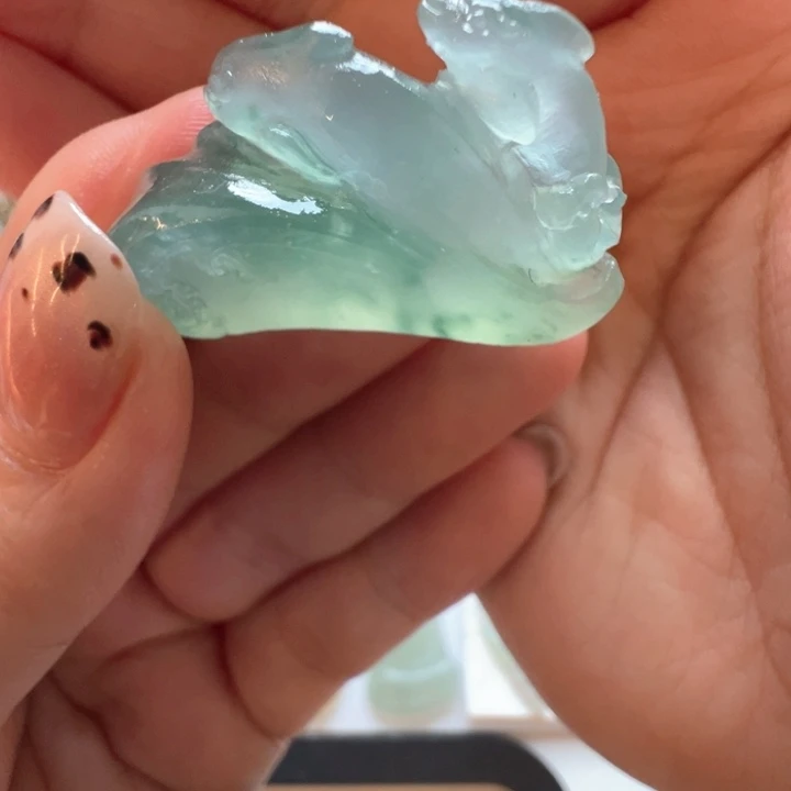 定制翡翠未镶嵌包抛光