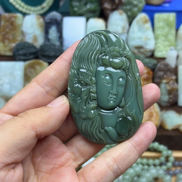 颈饰未镶嵌和田玉