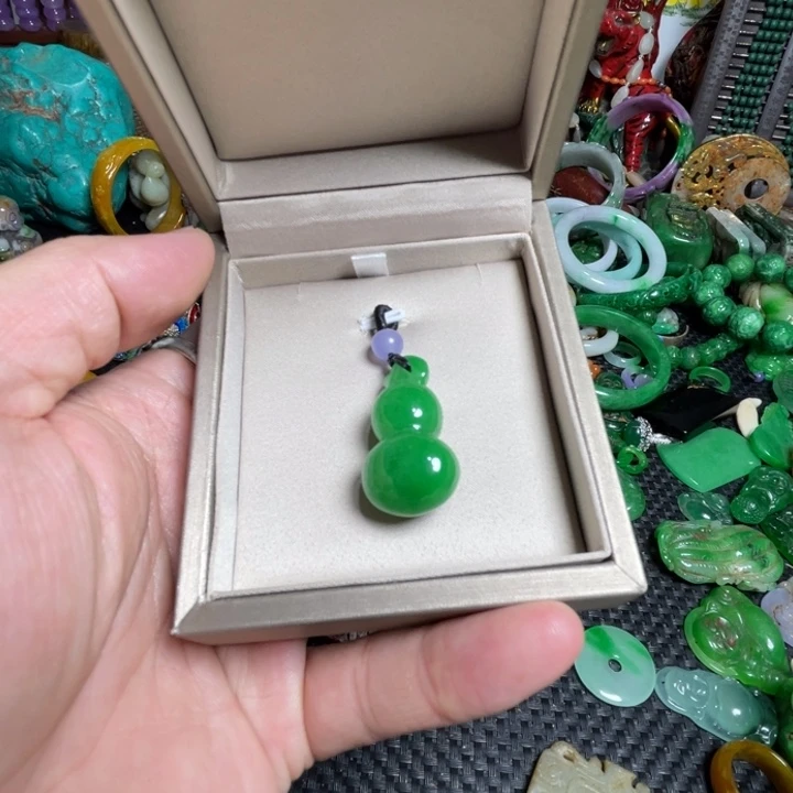 吊坠滴血莲花菩提