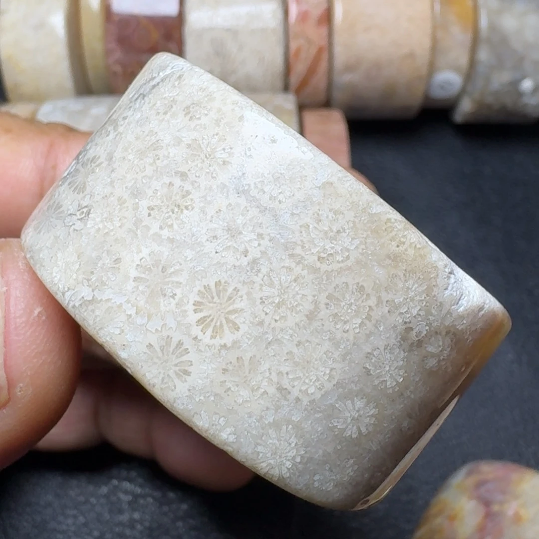 硅化玉纯天然色有机玉石保真色手镯芯未镶嵌