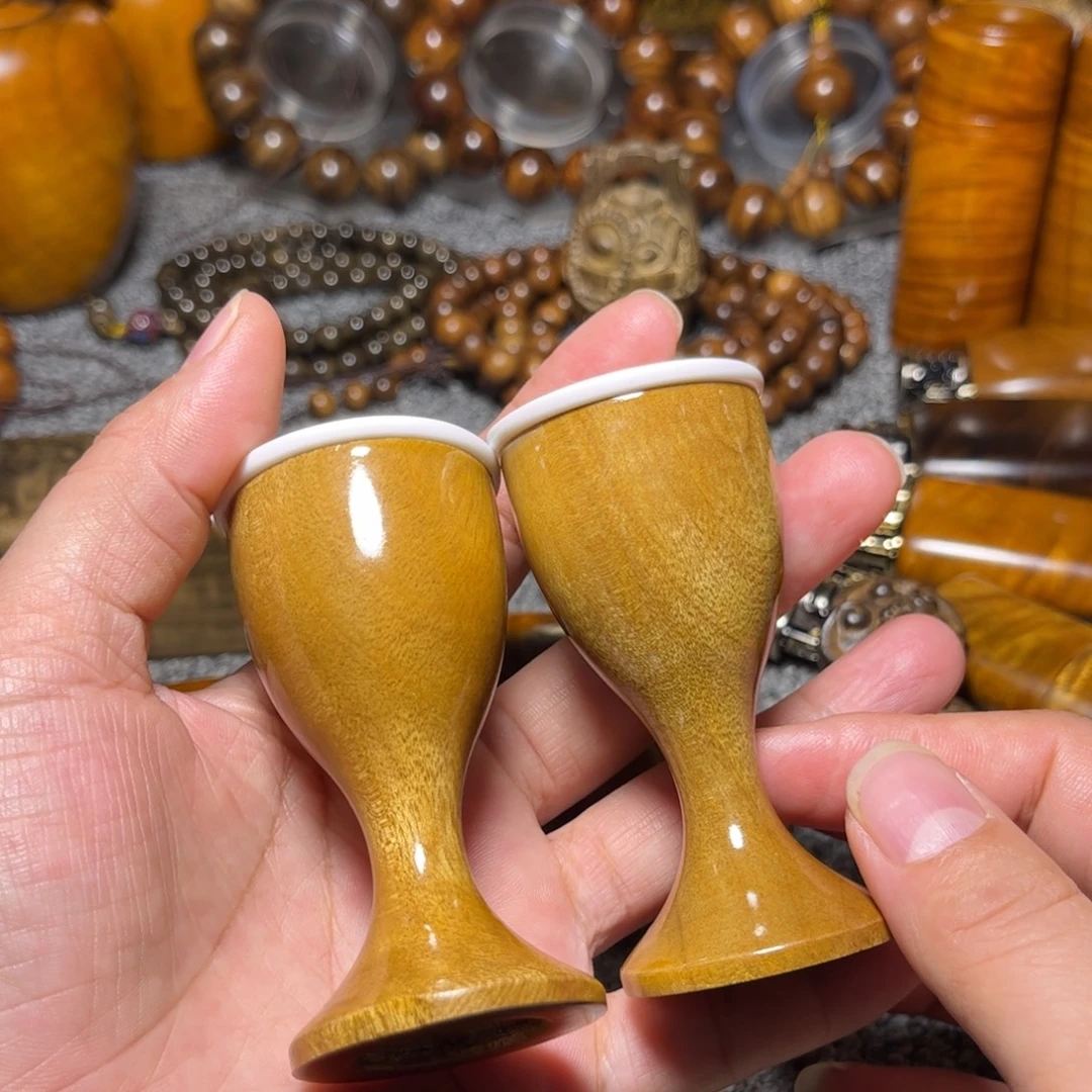 金丝楠高脚杯一对