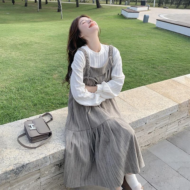 减龄条纹背带连衣裙套装女2025春新款气质收腰显瘦叠穿小个子长裙