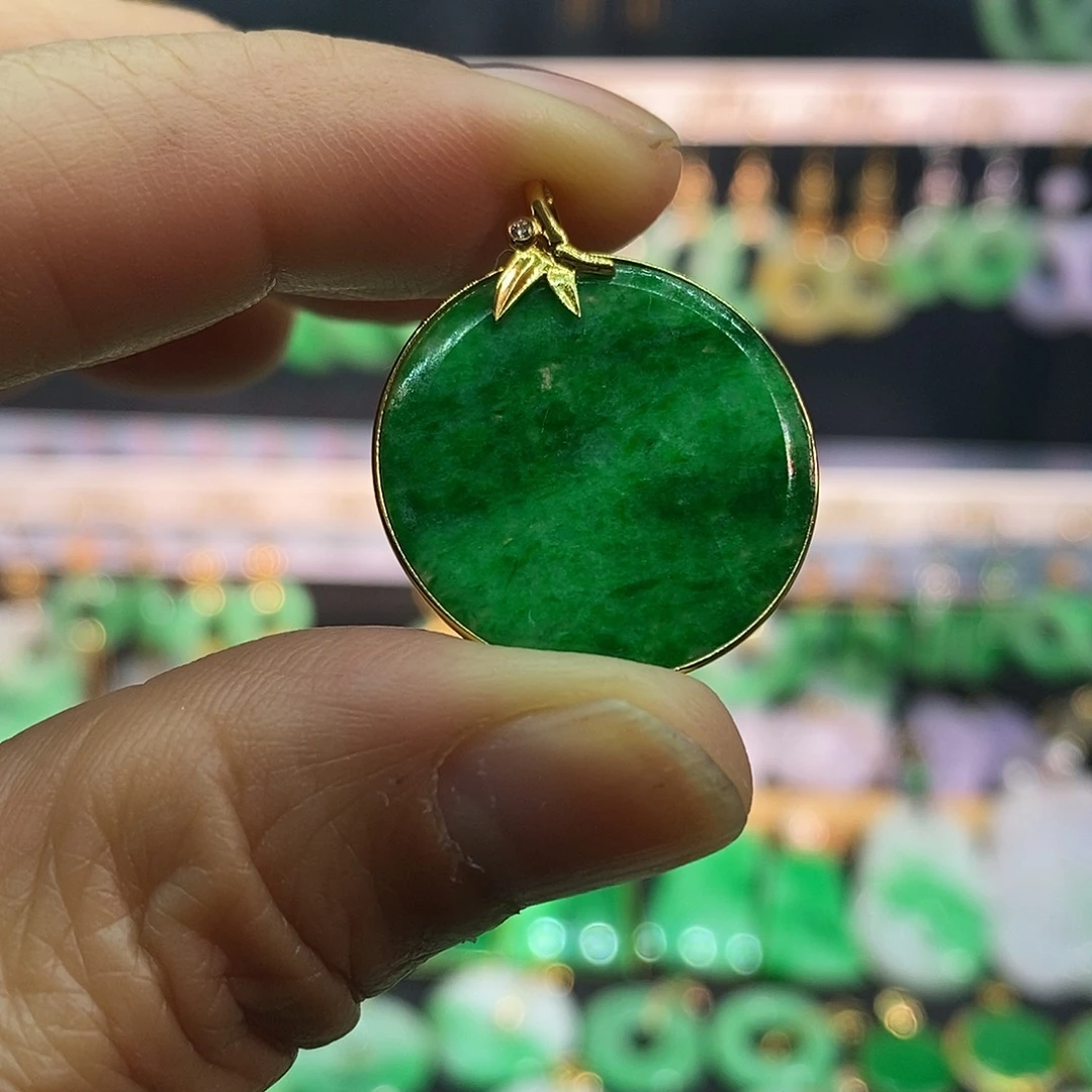 翡翠18K金镶嵌吊坠(赠链)吊坠