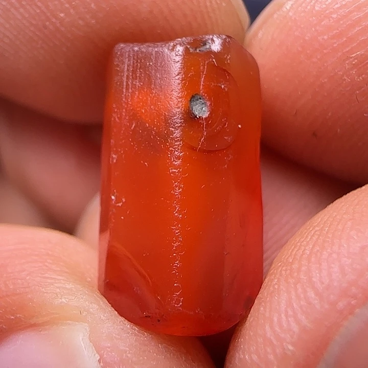 S***！玛瑙/玉髓未镶嵌颈饰